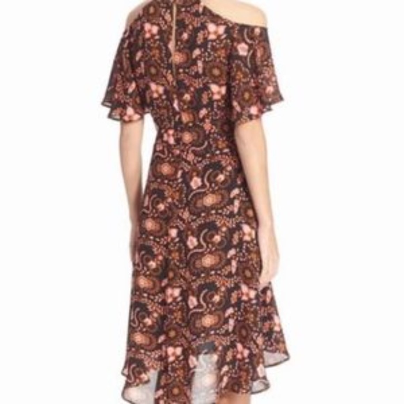 A.L.C. Emilie Cold Shoulder Floral Silk Dress. - Picture 6 of 6